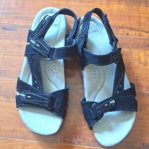 Earth Origins Women’s black suede Leather Flat Heel Sandals Shoes US 9…